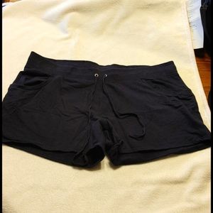 Oh Baby by Motherhood maternity dark blue shorts